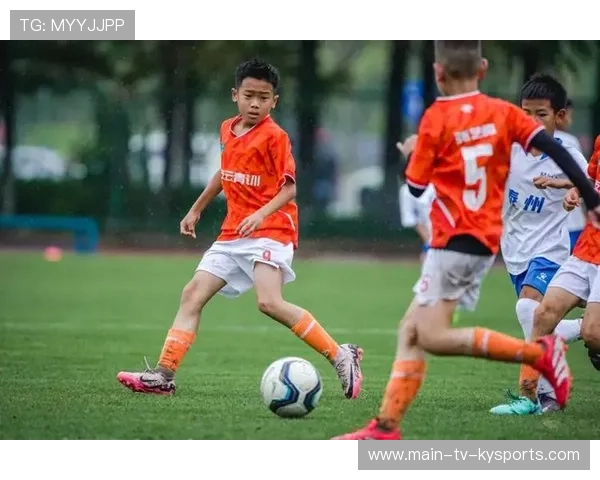 青训是否注重球员的战术配合和团队协作能力，青训选拔喜欢那种球员